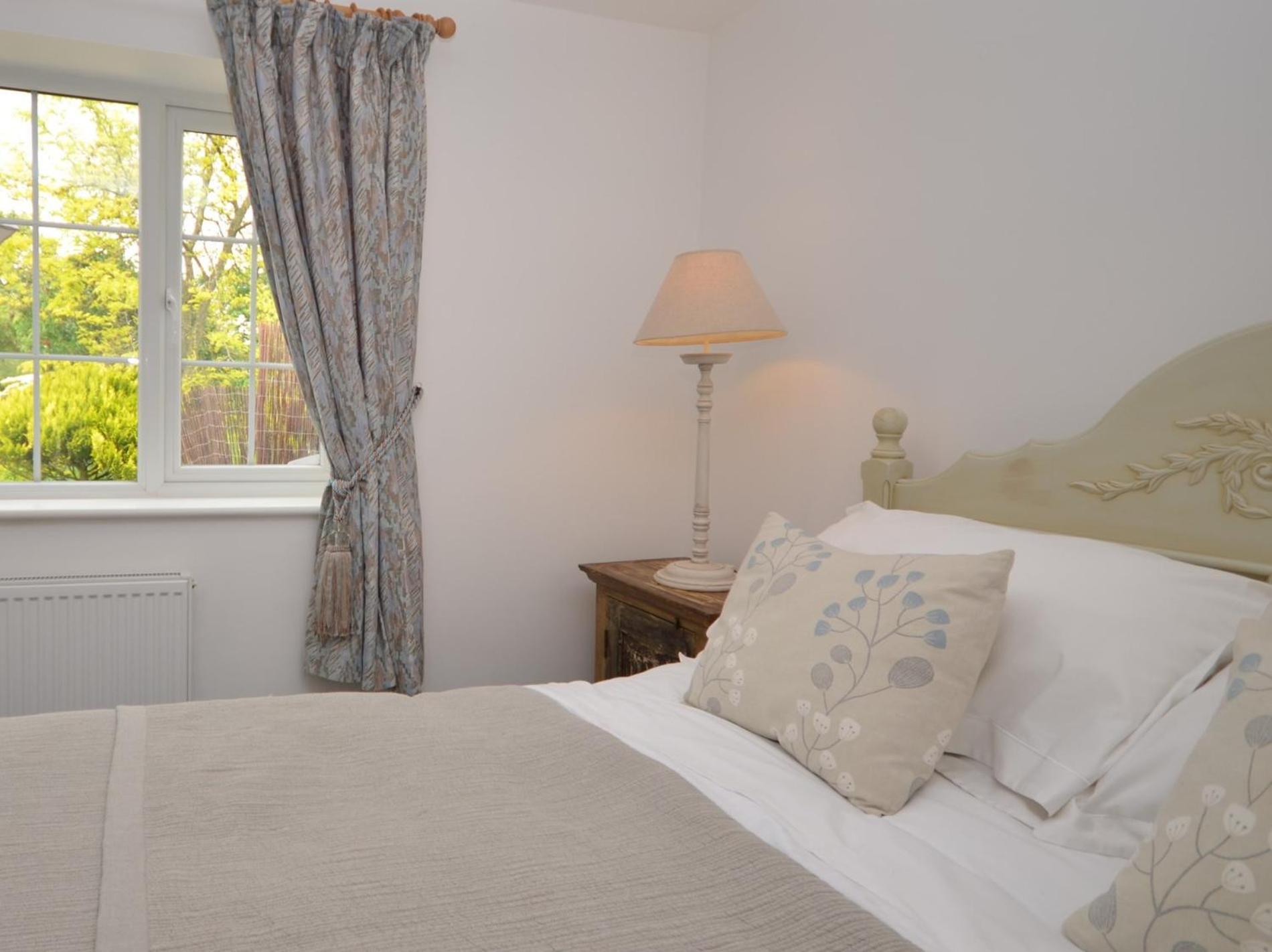 1 Bed In Taunton 75135 Villa Isle Brewers Exterior photo